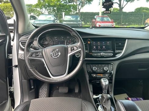 Used 2022 Buick Encore Preferred w/ Safety Package FWD image 2