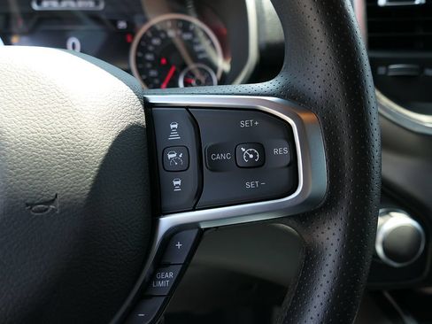 New 2026 RAM 1500 Express AWD/4WD image 14