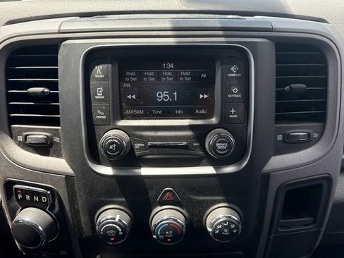 Used 2018 RAM 1500 Express w/ Express Value Package AWD/4WD image 27