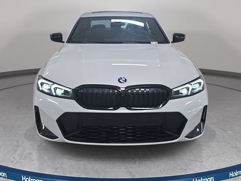Used 2026 BMW 330i Sedan w/ M Sport Package RWD image 3