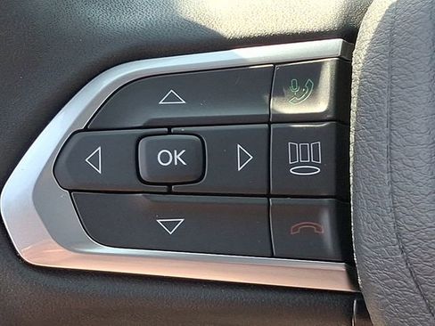 Used 2024 Jeep Compass Limited w/ Driver Assist Group I AWD/4WD image 22