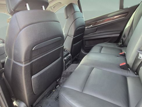 Used 2011 BMW 740i RWD image 16