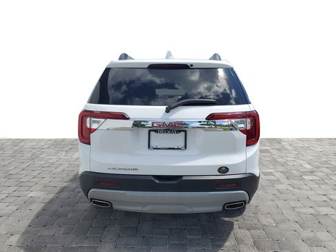 Used 2023 GMC Acadia SLT FWD image 5