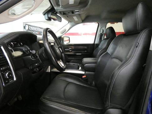 Used 2017 RAM 1500 Laramie w/ Convenience Group AWD/4WD image 13