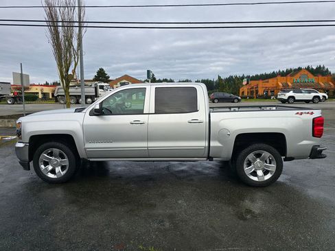 Used 2018 Chevrolet Silverado 1500 LT w/ LT Eassist Package image 4