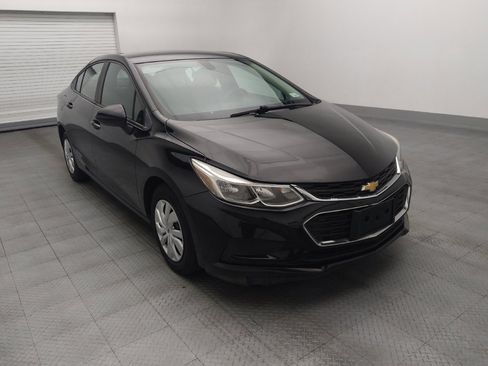 Used 2016 Chevrolet Cruze LS FWD image 13