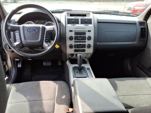 Used 2009 Ford Escape XLT image 11