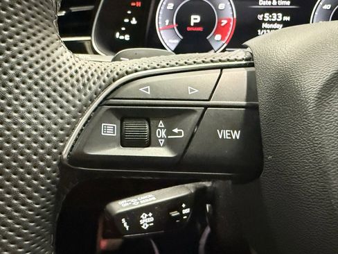 Used 2024 Audi SQ8 Prestige w/ Prestige Package image 25
