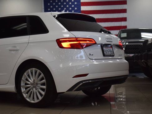 Used 2017 Audi A3 e-tron Premium FWD image 21