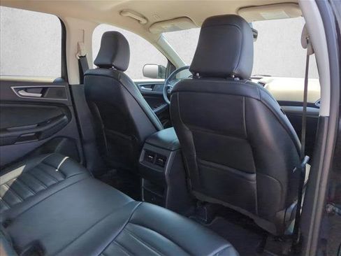 Used 2024 Ford Edge SEL image 19