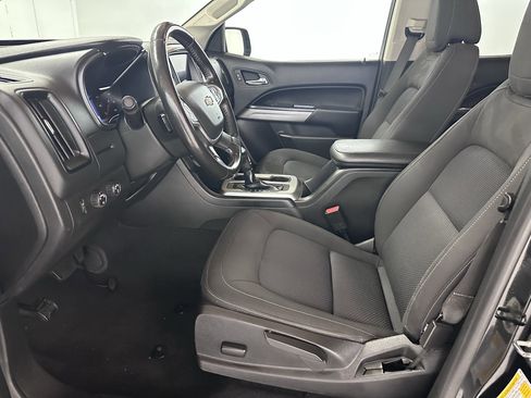 Used 2020 Chevrolet Colorado LT image 32