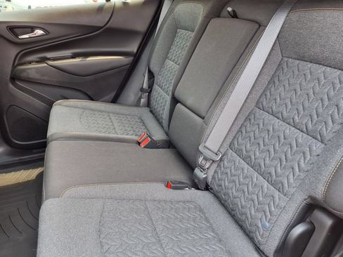 Used 2022 Chevrolet Equinox LT FWD image 7