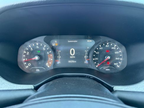 Used 2022 Jeep Compass Latitude w/ Sun and Sound Group AWD/4WD image 30