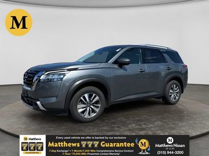 Used 2023 Nissan Pathfinder SL