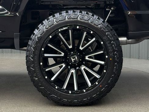 Used 2025 Ford F150 Lariat image 12