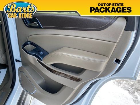 Used 2020 GMC Yukon SLT w/ Open Road Package AWD/4WD image 12