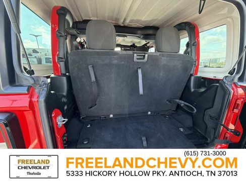 Used 2019 Jeep Wrangler Sport AWD/4WD image 14
