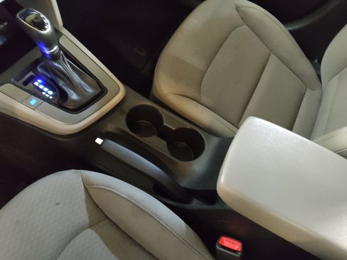 Used 2019 Hyundai Elantra SEL image 26