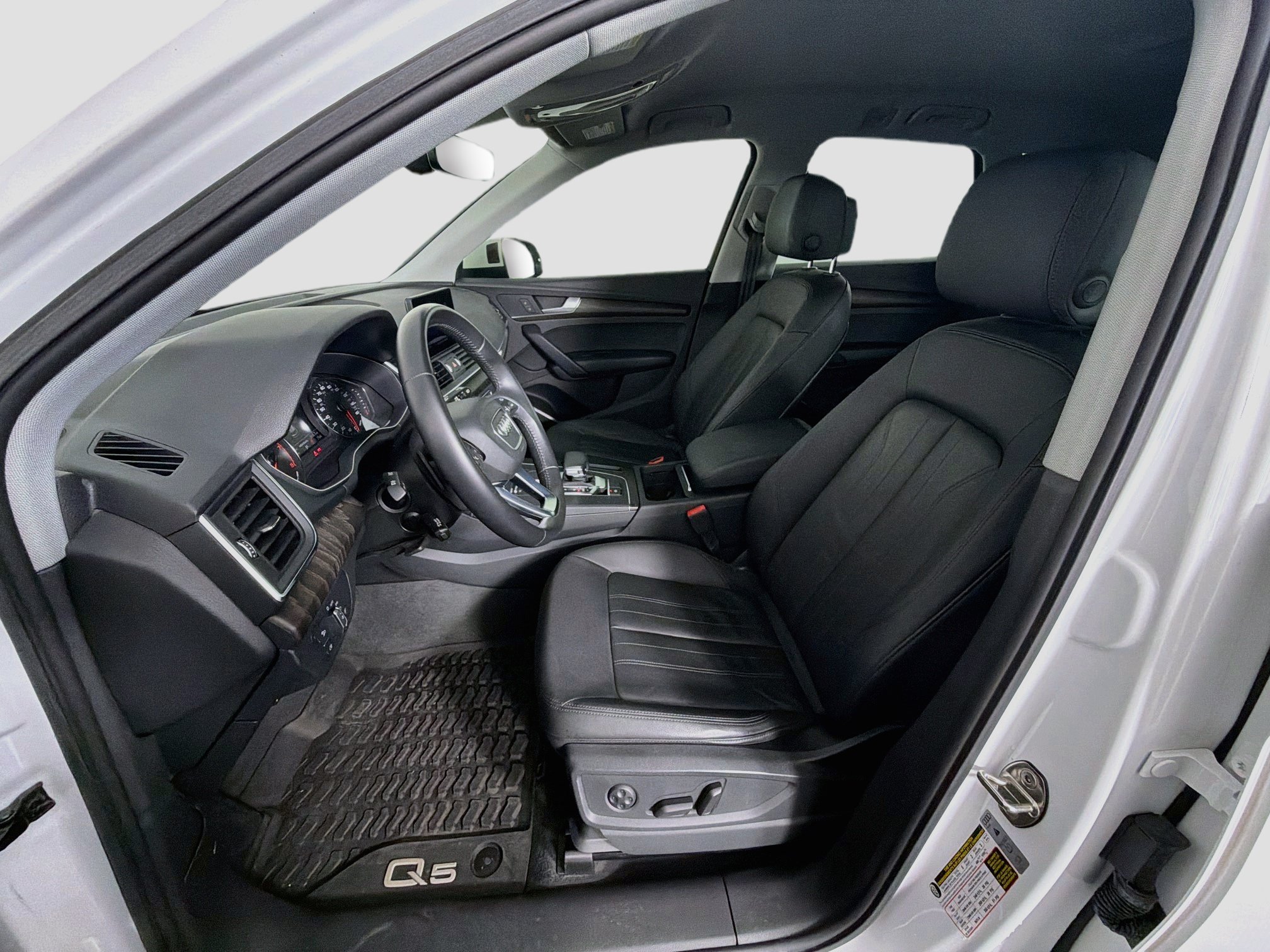 Used 2019 Audi Q5 2.0T Premium AWD/4WD image 13
