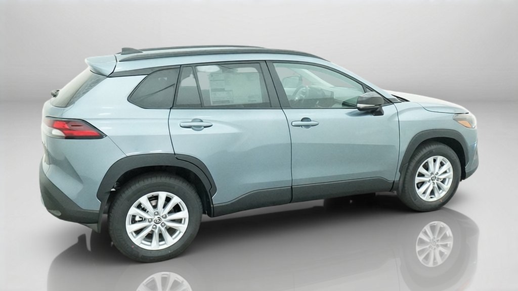 New 2026 Toyota Corolla Cross LE FWD image 8