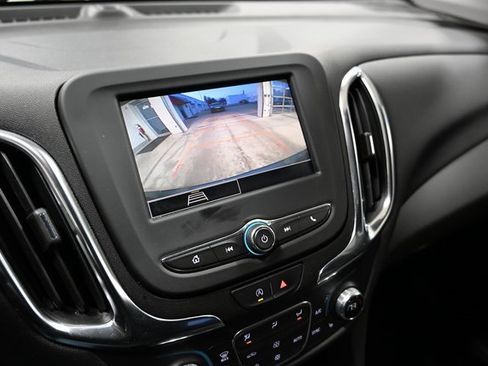 Used 2024 Chevrolet Equinox LT image 17