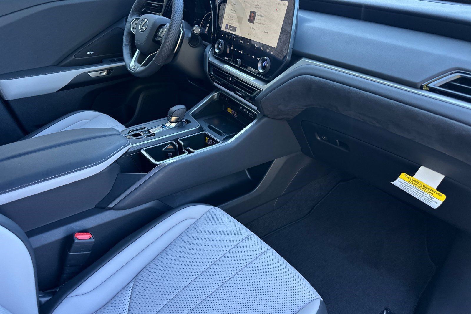 New 2026 Lexus TX 500h AWD w/ Technology Package image 27