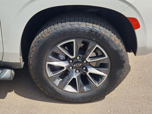 Used 2022 Chevrolet Tahoe Z71 AWD/4WD image 6