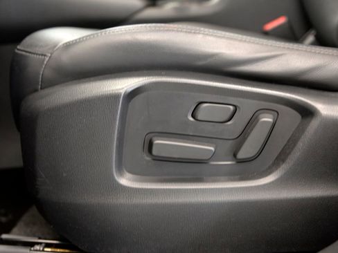 Used 2023 MAZDA CX-9 Touring image 16