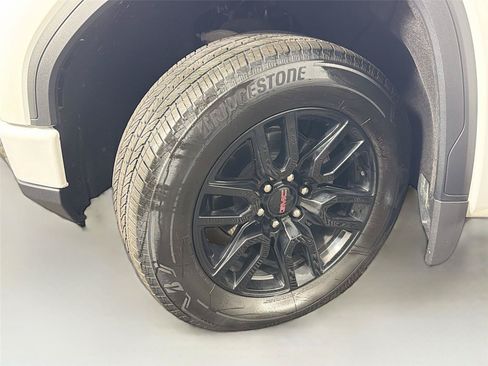 Used 2024 GMC Sierra 1500 Elevation AWD/4WD image 38