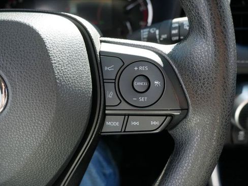 Certified 2025 Toyota RAV4 XLE AWD/4WD image 26