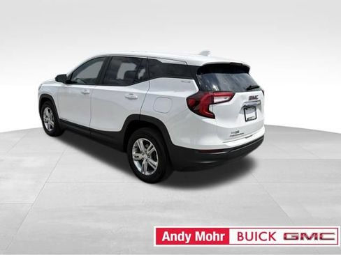 Used 2024 GMC Terrain SLE FWD image 8