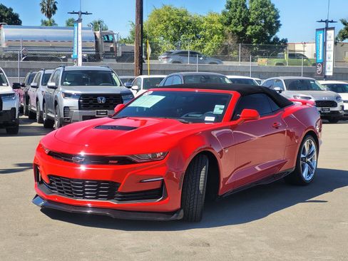 Used 2021 Chevrolet Camaro SS image 9
