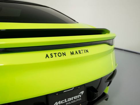 Used 2022 Aston Martin DBS Superleggera RWD image 42