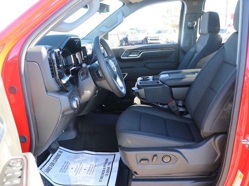 New 2026 GMC Sierra 1500 Elevation image 13