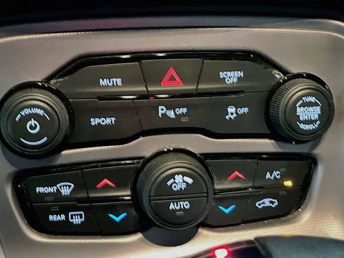 Used 2023 Dodge Challenger R/T RWD image 15