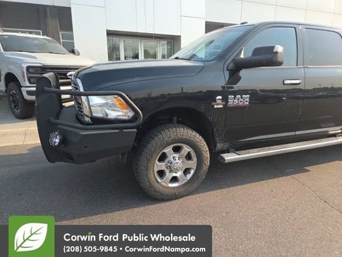 Used 2018 RAM 3500 Big Horn AWD/4WD image 17