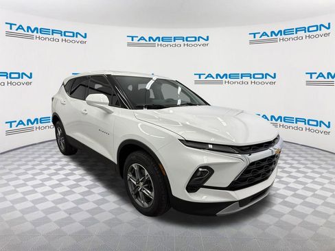 Used 2023 Chevrolet Blazer LT image 7