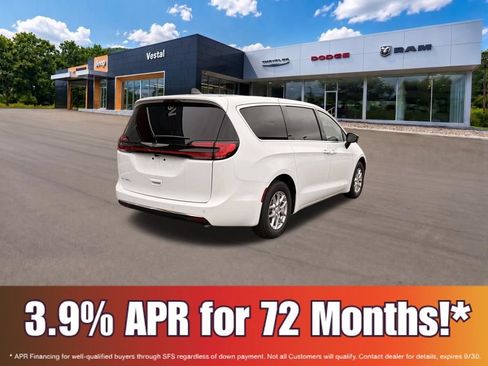 New 2026 Chrysler Pacifica Select FWD image 5