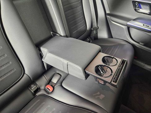 New 2025 Mercedes-Benz GLC 300 4MATIC image 35