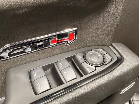 Used 2023 GMC Sierra 1500 AT4 w/ AT4 Preferred Package image 25