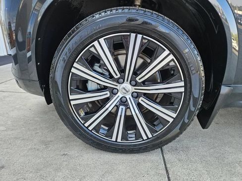 Used 2021 Volvo XC90 T6 Momentum w/ Advanced Package AWD/4WD image 9