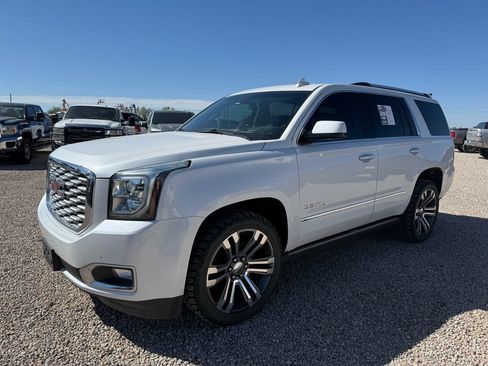 Used 2019 GMC Yukon Denali w/ Denali Ultimate Package AWD/4WD image 5