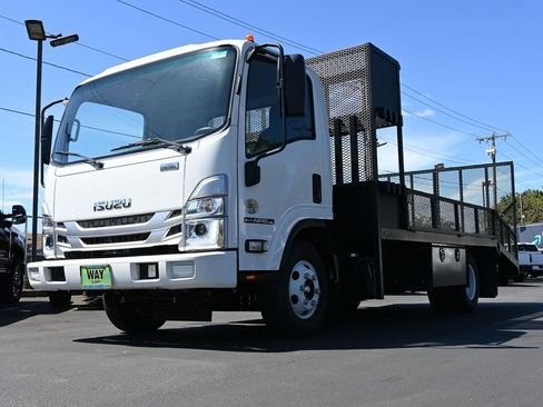 New 2024 Isuzu NPR image 10
