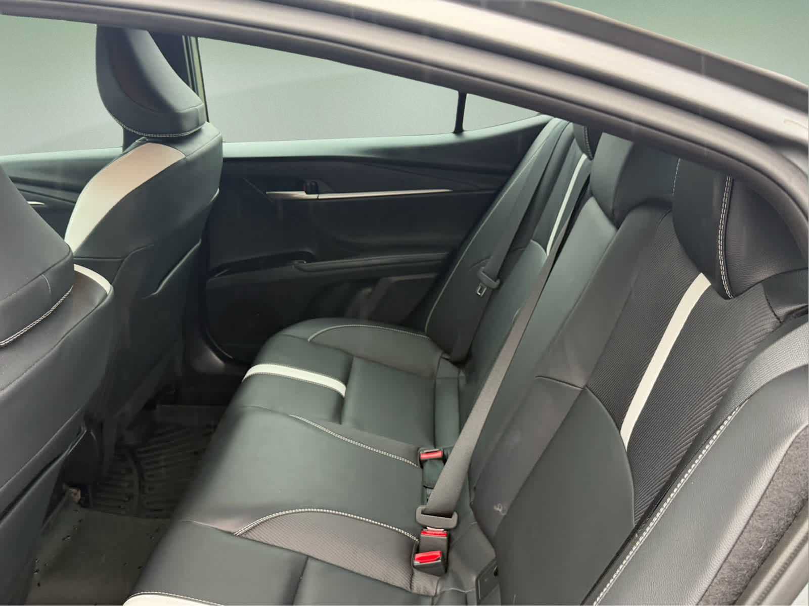 Used 2025 Toyota Camry SE w/ Convenience Package FWD image 37