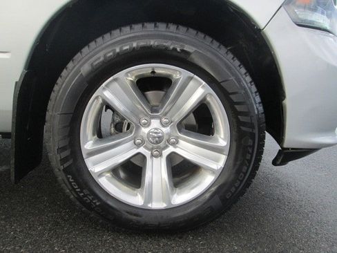 Used 2015 RAM 1500 Sport w/ Remote Start & Security Group image 9