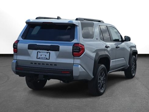 Used 2025 Toyota 4Runner SR5 image 5