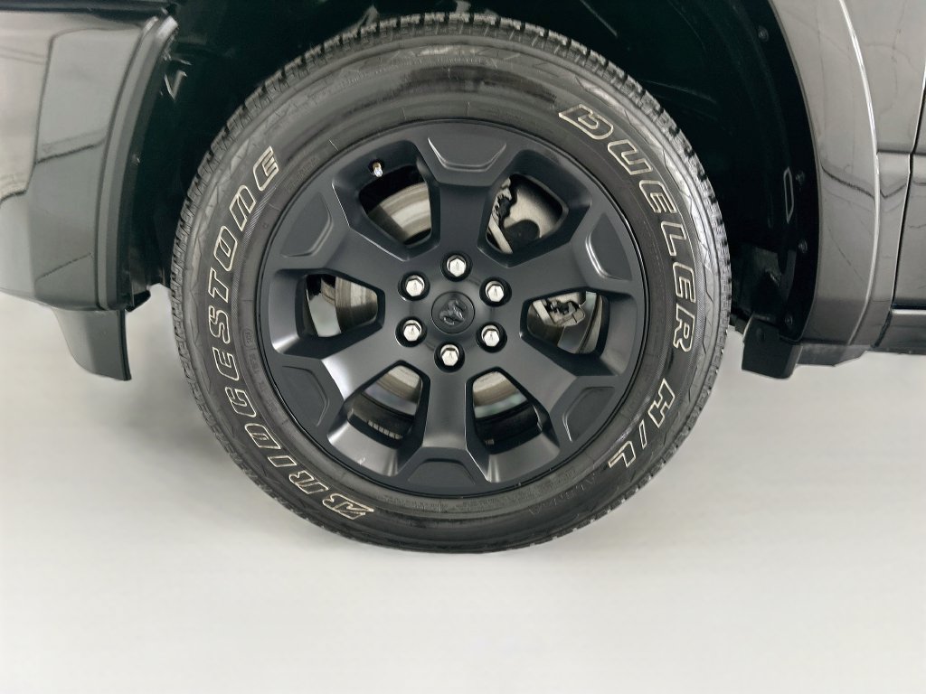 Used 2025 RAM 1500 Big Horn AWD/4WD image 29