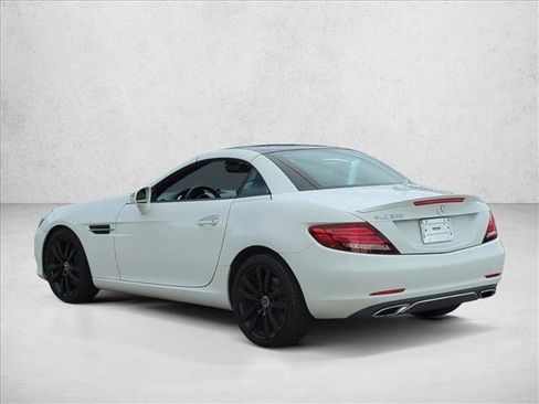 Used 2020 Mercedes-Benz SLC 300 image 7