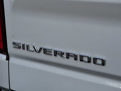 Used 2021 Chevrolet Silverado 1500 RST image 29