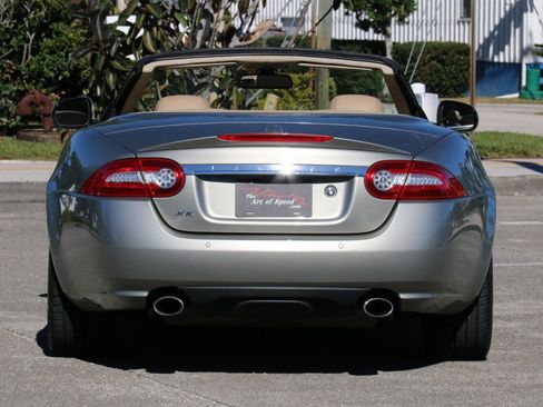 Used 2011 Jaguar XK Convertible image 9